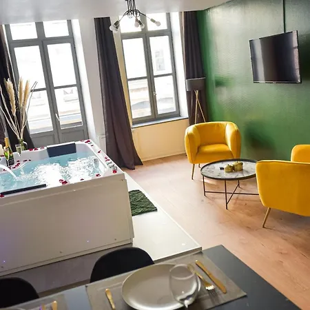 & Detente - Cinema - Netflix - Hyper Centre Apartment Arras